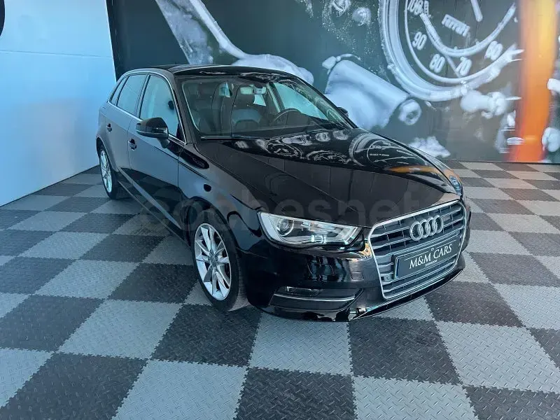 Usado Audi A3 Advanced 110 CV (80 kW) 2016 Negro Berlina