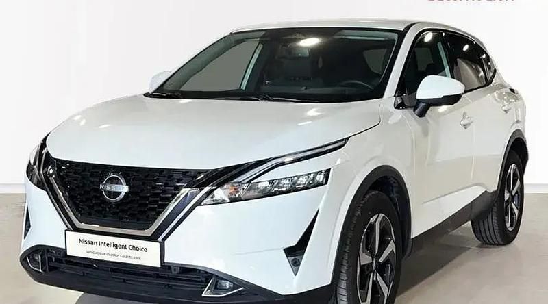 Blanco everest (solido) negro Usado 2023 Nissan Qashqai N-Connecta SUV | 29.450 € (Un poco caro) - Imagen 1/4