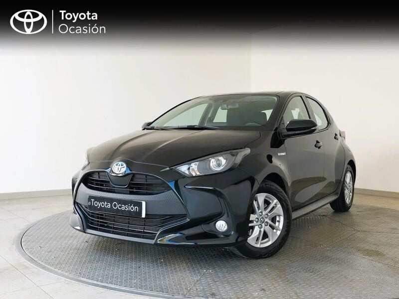 Negro Usado 2020 Toyota Yaris Hybrid Active Berlina | 17.990 € (Buen precio) - Imagen 1/4