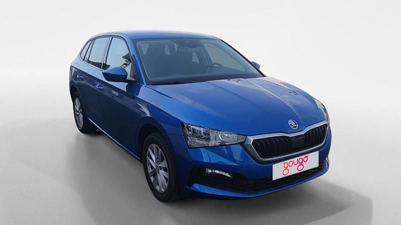 Usado Skoda Scala Ambition 95 CV (69 kW) 2024 Azul Utilitario