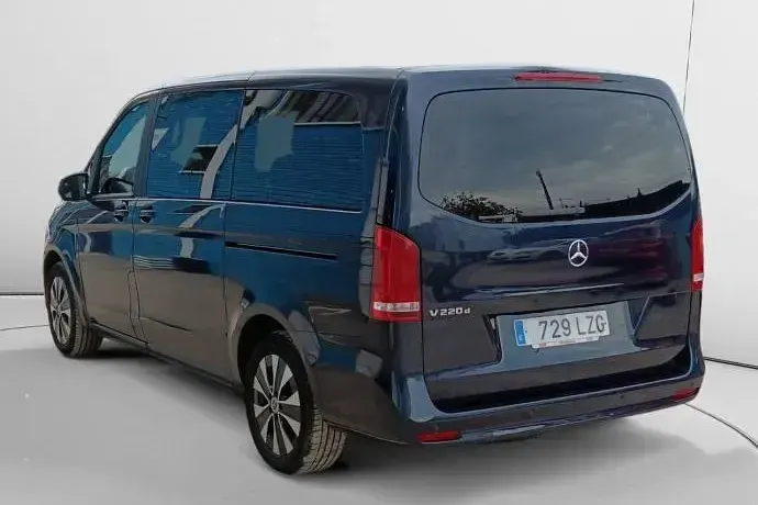 Usado Mercedes V220 163 CV (119 kW) 2022 Monovolumen