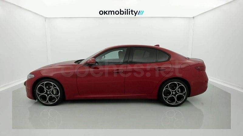 Usado Alfa Romeo Giulia Sprint 190 CV (139 kW) 2022 Rojo Berlina