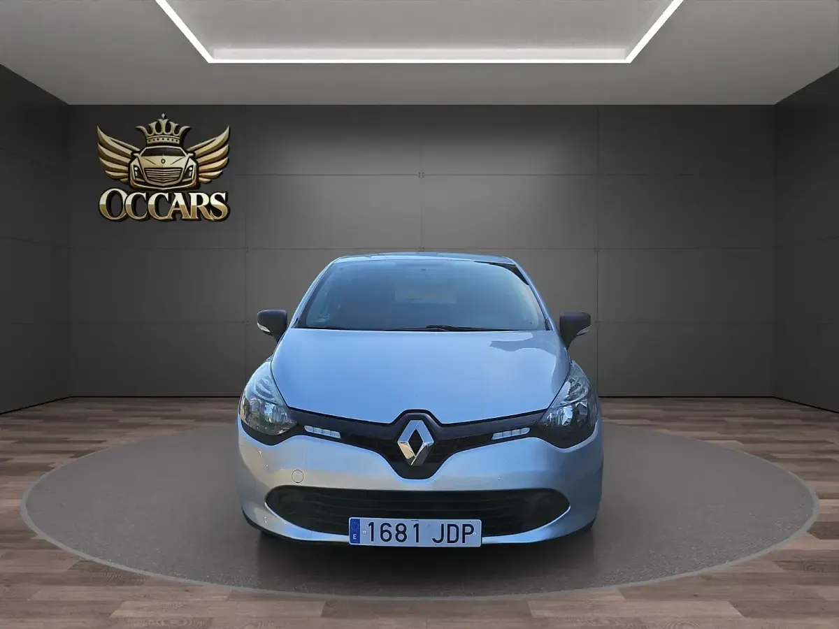 Usado Renault Clio IV Business 75 CV (55 kW) 2015 Gris Utilitario