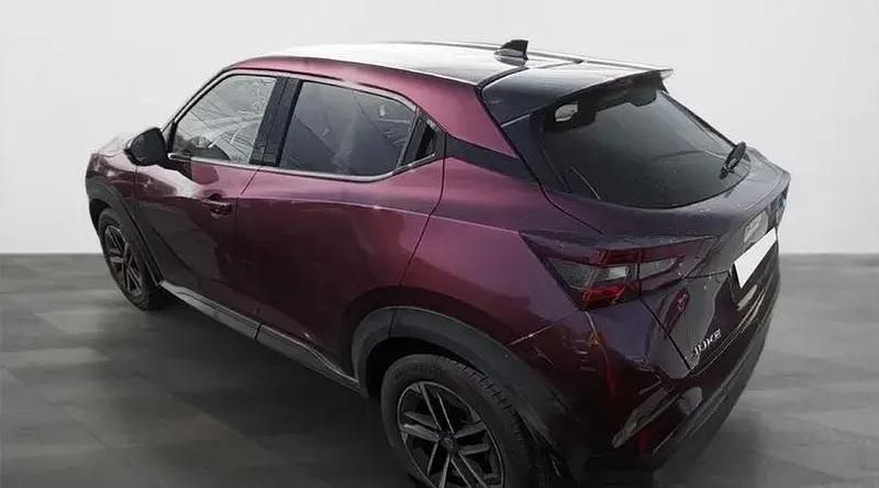 Usado Nissan Juke N-Connecta 114 CV (83 kW) 2025 Burgundy (metalizado) SUV