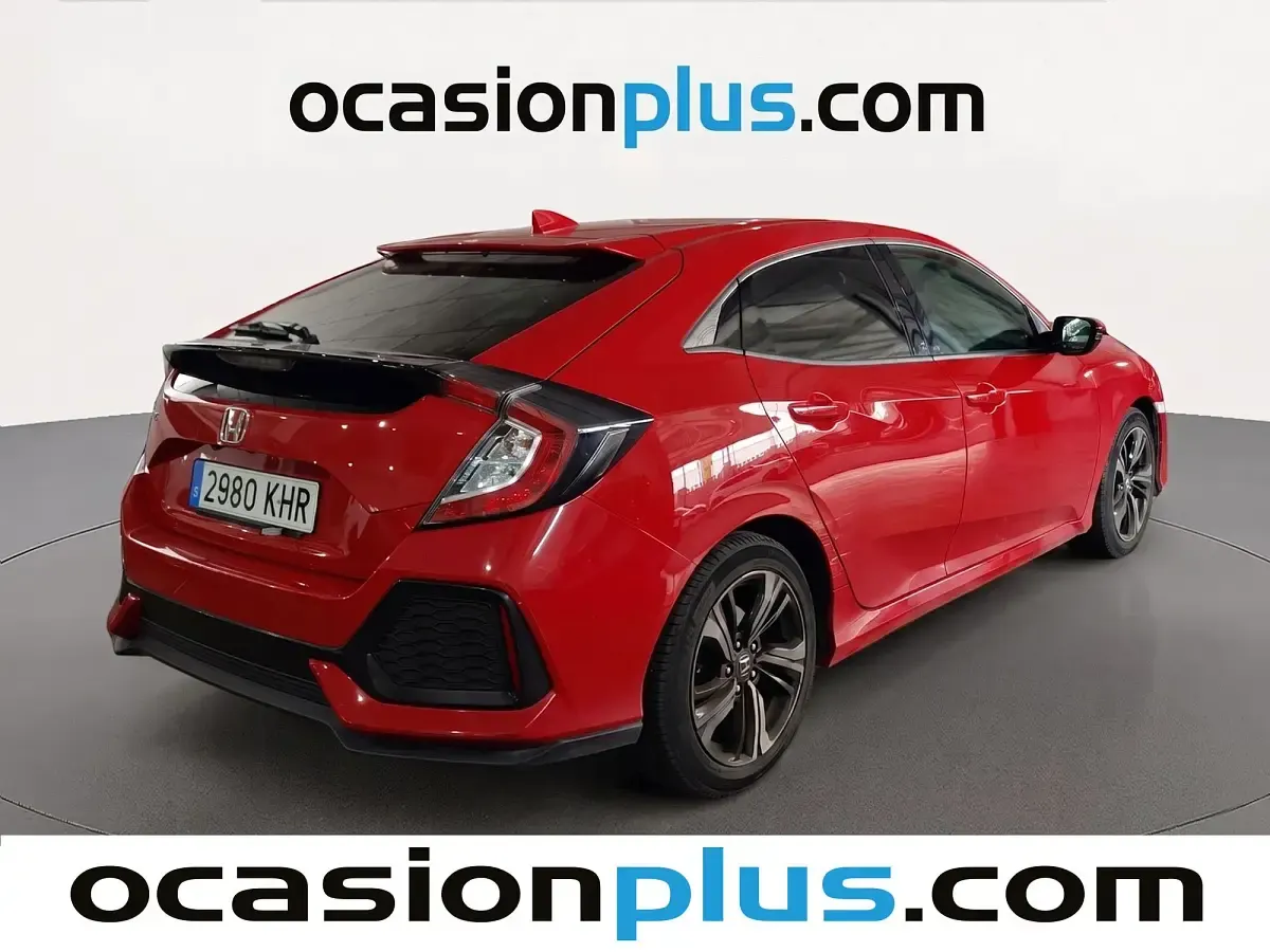 Usado Honda Civic Elegance 129 CV (94 kW) 2018 Rojo Utilitario