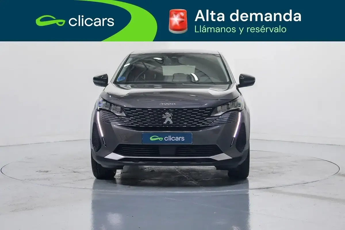 Usado Peugeot 3008 Allure 225 CV (165 kW) 2021 Gris / plata SUV