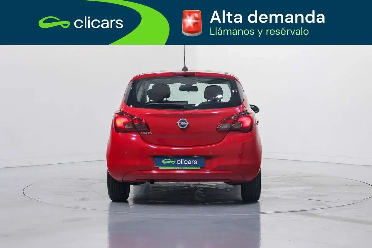 Usado Opel Corsa Selective 90 CV (66 kW) 2016 Rojo Utilitario