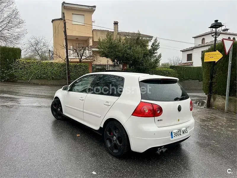 Usado VW Golf IV GTI 200 CV (147 kW) 2006 Blanco Berlina