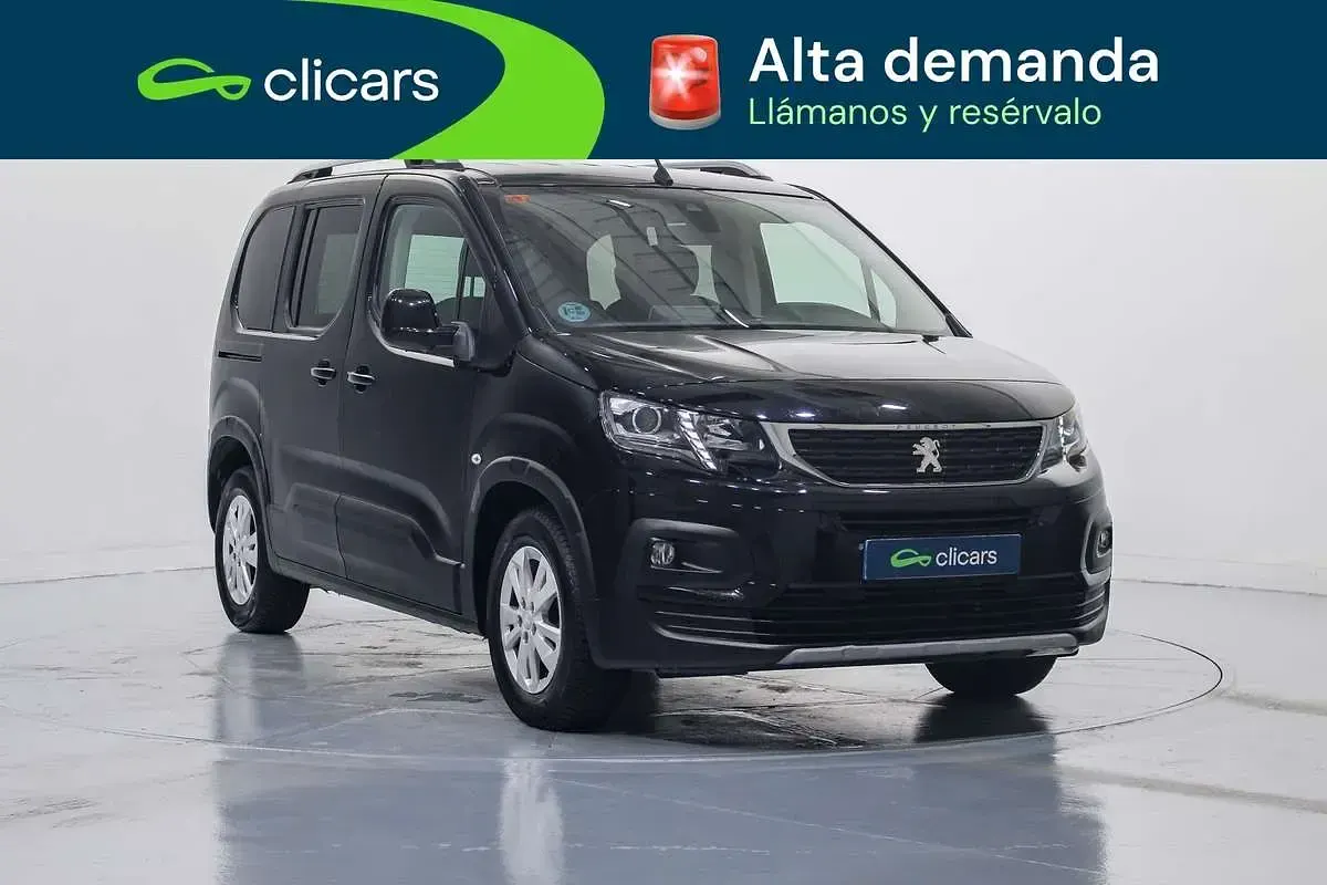Usado Peugeot Rifter Allure 131 CV (96 kW) 2019 Negro Monovolumen