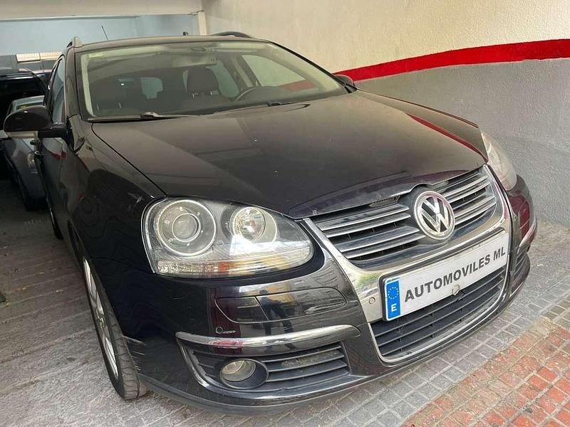 Usado VW Golf VI Highline 105 CV (77 kW) 2009 Negro Utilitario
