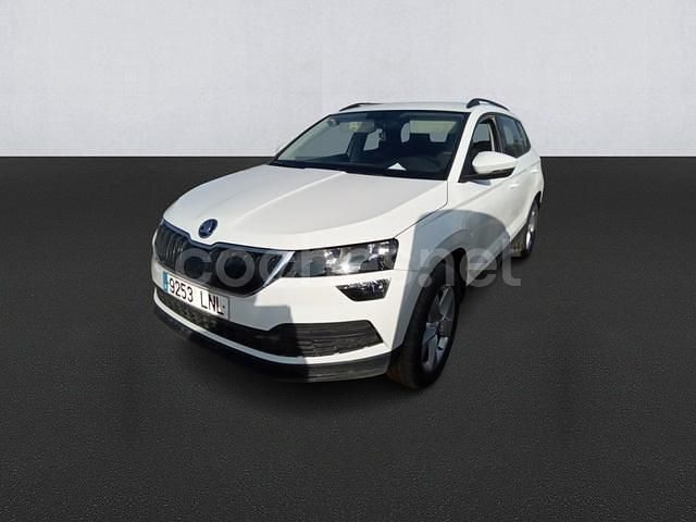 Usado Skoda Karoq Ambition 150 CV (110 kW) 2021 Blanco SUV