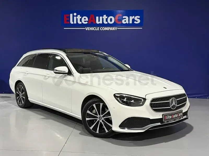 Usado Mercedes E300 306 CV (225 kW) 2022 Blanco Familiar