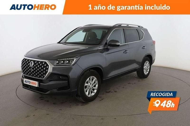 Gris Usado 2022 Ssangyong (KGM) Rexton SUV | 26.761 € - Imagen 1/3