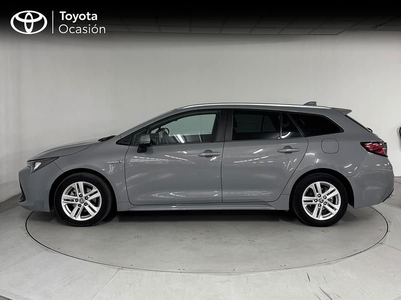 Usado Toyota Corolla Active 122 CV (89 kW) 2020 Gris / plata Familiar