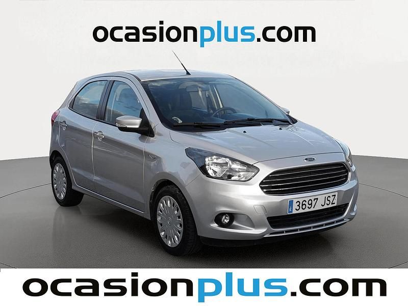 Usado Ford Ka Ultimate 85 CV (62 kW) 2016 Gris