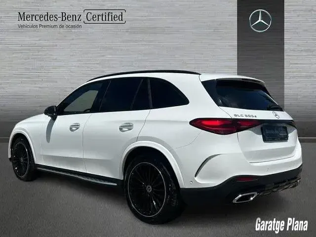 Käytetty Mercedes GLC300 269 HP (197 kW) 2023 Valkoinen