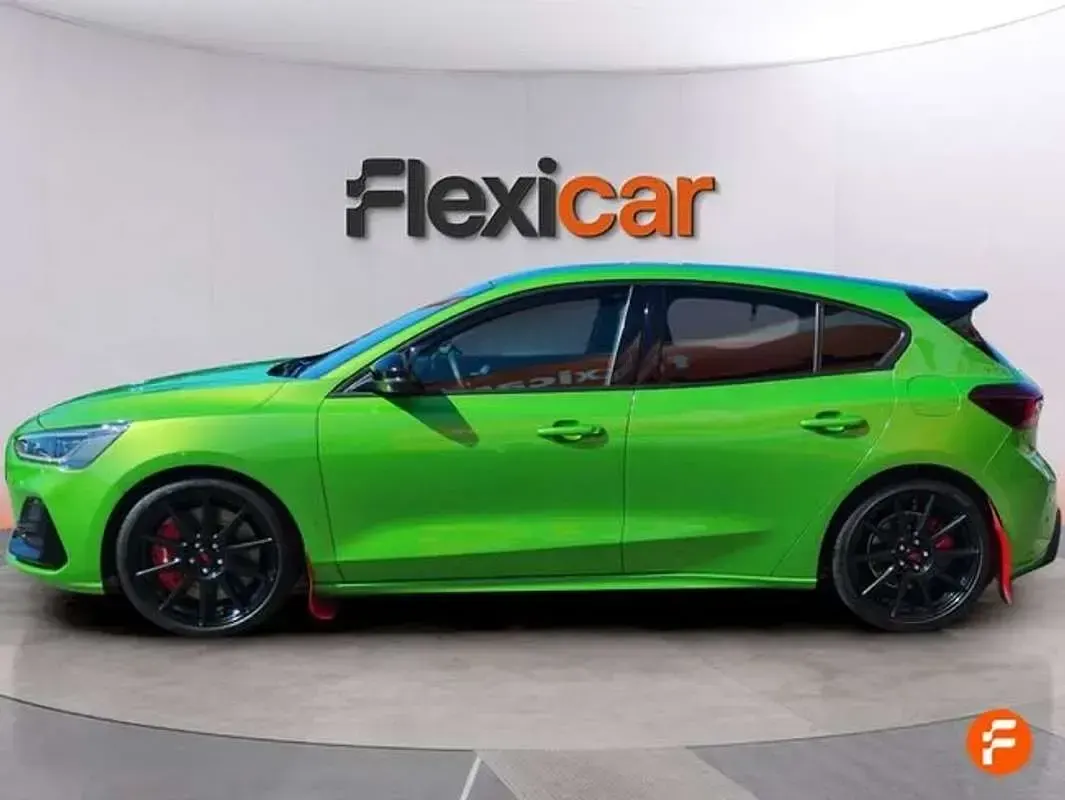Usado Ford Focus ST 280 CV (205 kW) 2023 Verde Utilitario