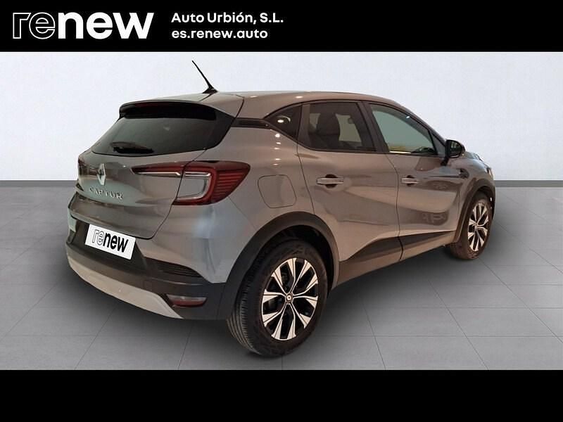 Usado Renault Captur Techno 90 CV (66 kW) 2023 Gris SUV