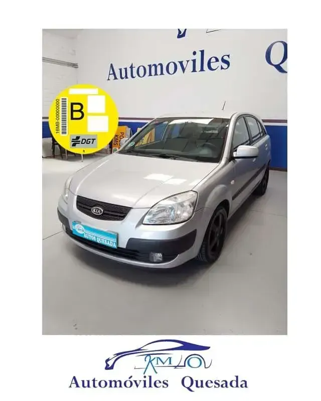 Usado Kia Rio 110 CV (80 kW) 2006 Utilitario