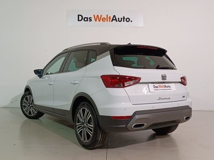 Blanco Usado 2024 Seat Arona FR SUV | 21.900 € (Un poco caro) - Imagen 1/4