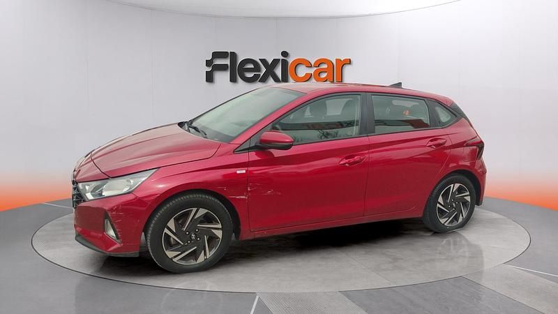Usado Hyundai i20 101 CV (74 kW) 2020 Rojo Utilitario