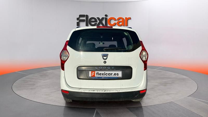 Usado Dacia Lodgy Comfort 95 CV (69 kW) 2021 Blanco Monovolumen