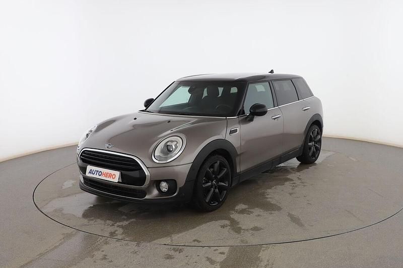 Usado Mini Cooper D Clubman 150 CV (110 kW) 2019 Gris Familiar