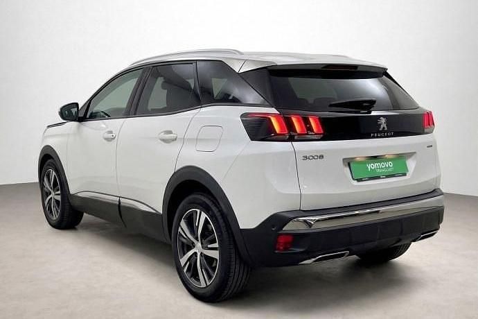 Usado Peugeot 3008 GT 131 CV (96 kW) 2021 Blanco SUV