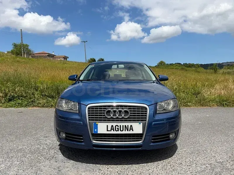 Usado Audi A3 Attraction 105 CV (77 kW) 2008 Azul Utilitario