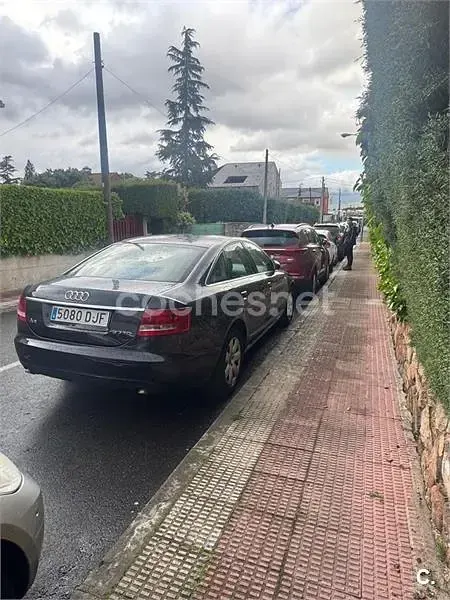 Usado Audi A6 180 CV (132 kW) 2005 Gris / plata Berlina