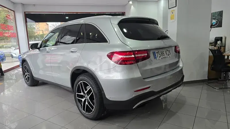Usado Mercedes GLC220 170 CV (125 kW) 2019 Gris SUV