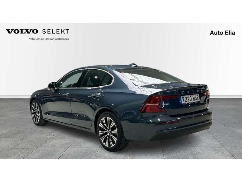 Usado Volvo S60 Core 197 CV (144 kW) 2024 Azul Berlina