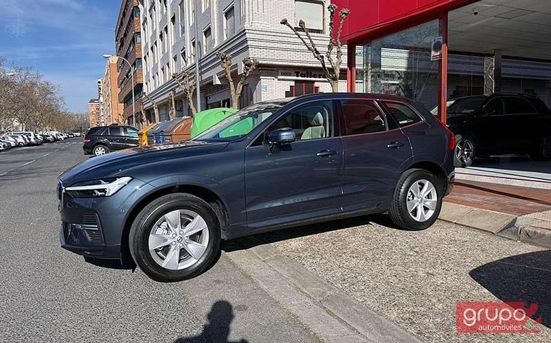 Usado Volvo XC60 Plus 200 CV (147 kW) 2022 Azul SUV