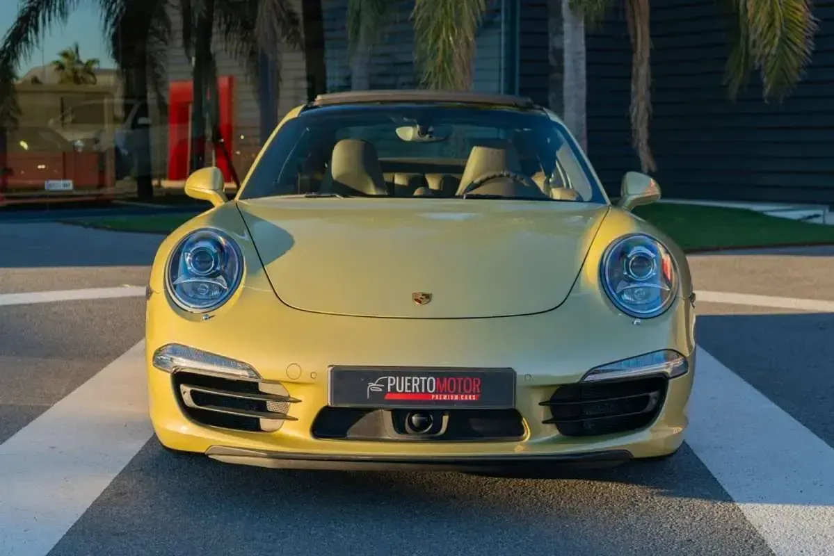 Usado Porsche 911 Carrera 4S 400 CV (294 kW) 2013 Amarillo Coupe