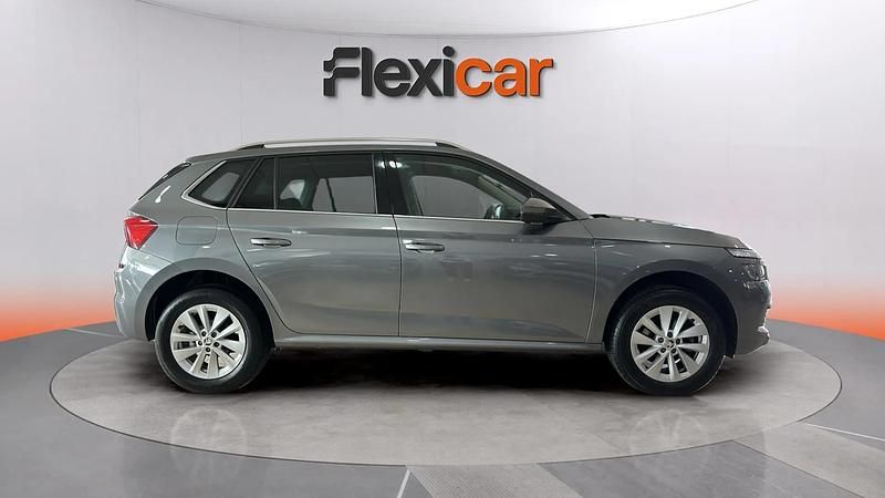 Käytetty Skoda Kamiq Ambition 116 HP (85 kW) 2024 Harmaa Katumaasturi