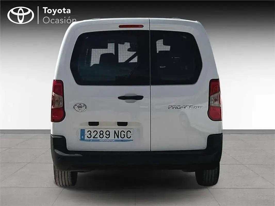 Usado Toyota Proace City City 102 CV (75 kW) 2025 Monovolumen