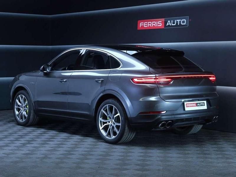 Usado Porsche Cayenne 462 CV (339 kW) 2021 Gris SUV