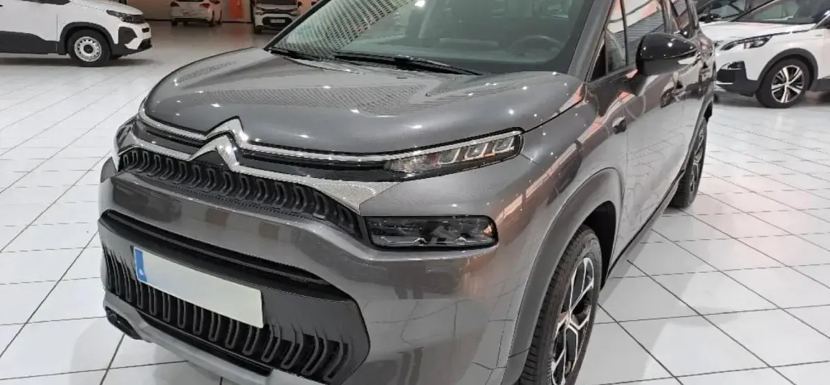 Usado Citroën C3 Aircross PureTech 110 CV (80 kW) 2024 Pintura gris platinium SUV