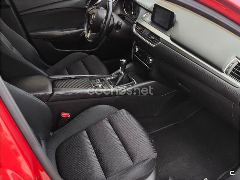 Usado Mazda 6 Style 150 CV (110 kW) 2016 Rojo Berlina