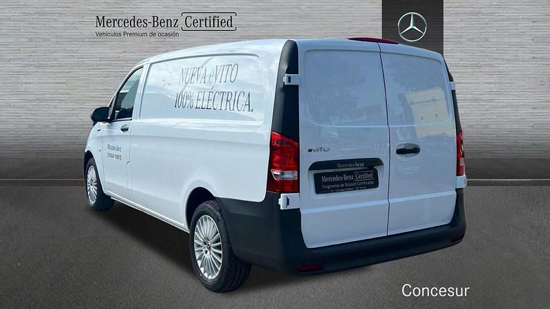 Usado Mercedes e-Vito 2024 Blanco Monovolumen