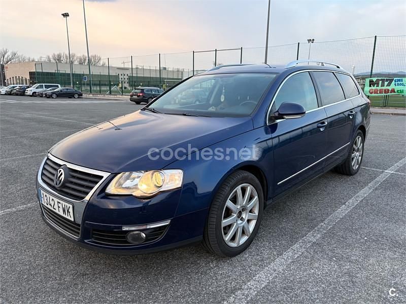 Usado VW Passat Highline 140 CV (102 kW) 2007 Azul Familiar