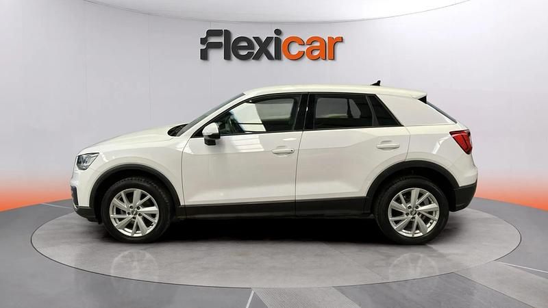 Käytetty Audi Q2 Advanced 116 HP (85 kW) 2020 Valkoinen Katumaasturi