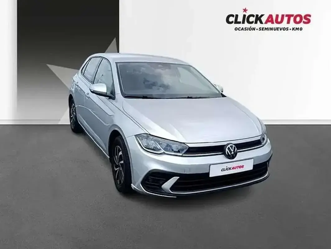 Usado VW Polo 95 CV (69 kW) 2026 Plateado Utilitario