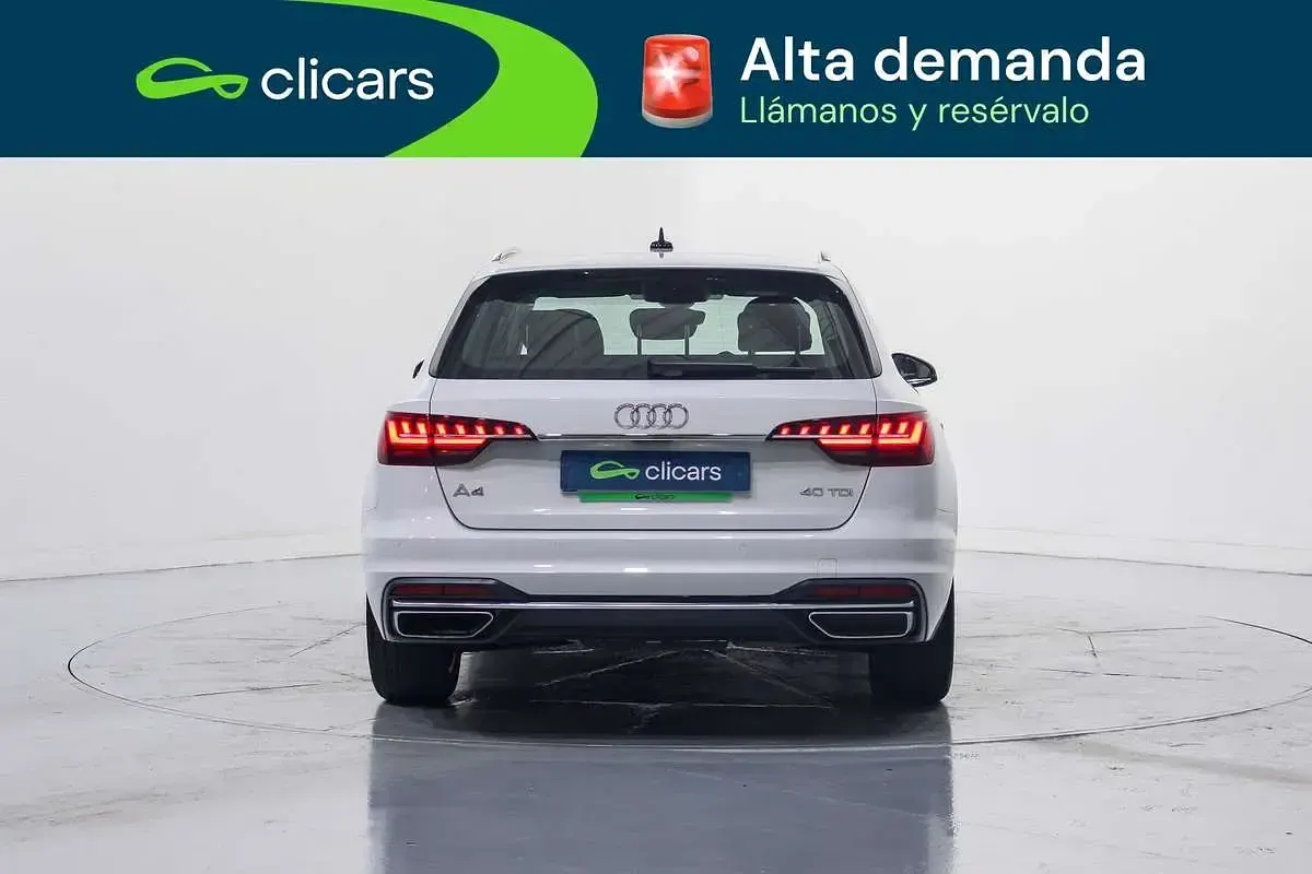 Usado Audi A4 Advanced 204 CV (150 kW) 2022 Blanco Familiar