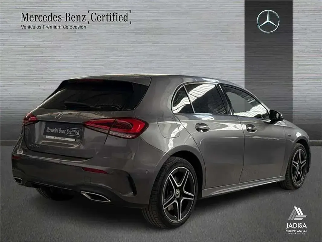 Usado Mercedes A250 218 CV (160 kW) 2021 Berlina
