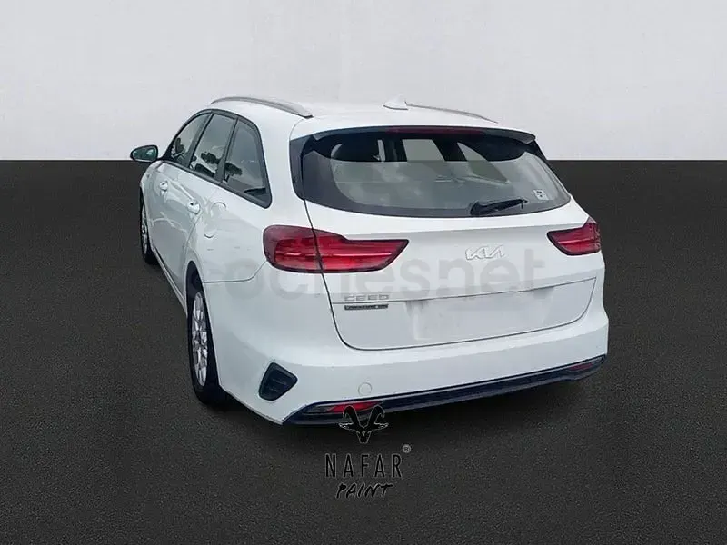 Usado Kia Ceed 136 CV (100 kW) 2022 Blanco Utilitario