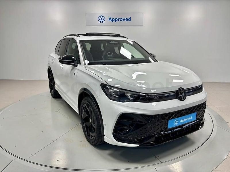 Usado VW Tiguan R-line 150 CV (110 kW) 2025 Blanco SUV