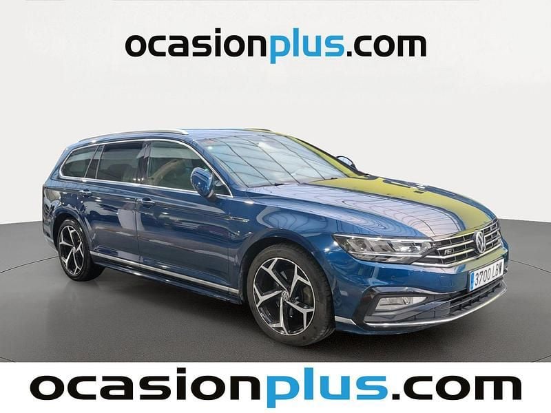 Usado VW Passat R-line 150 CV (110 kW) 2019 Azul Familiar