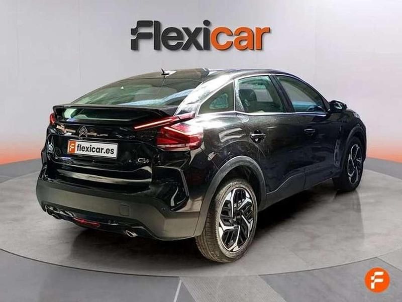 Begagnad Citroën C4 Feel 131 HK (96 kW) 2023 Svart SUV