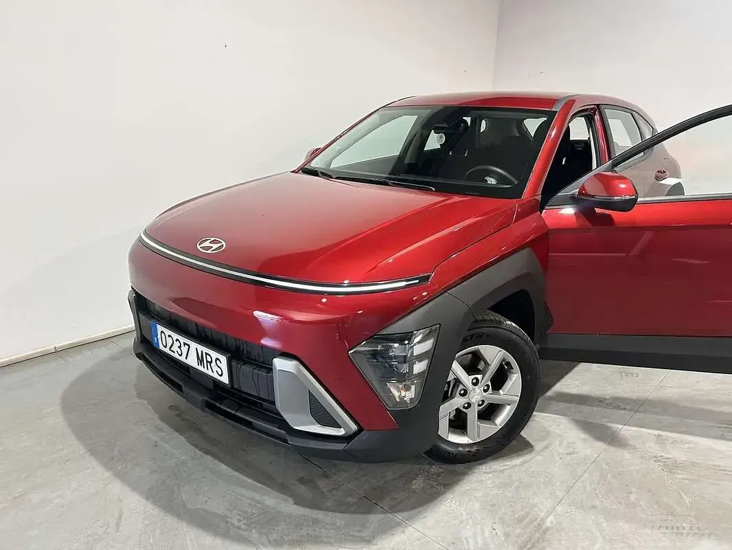 Usado Hyundai Kona 141 CV (103 kW) 2024 Rojo SUV